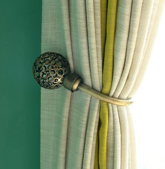 Retro Style U-shaped Curtain Wall Hooks