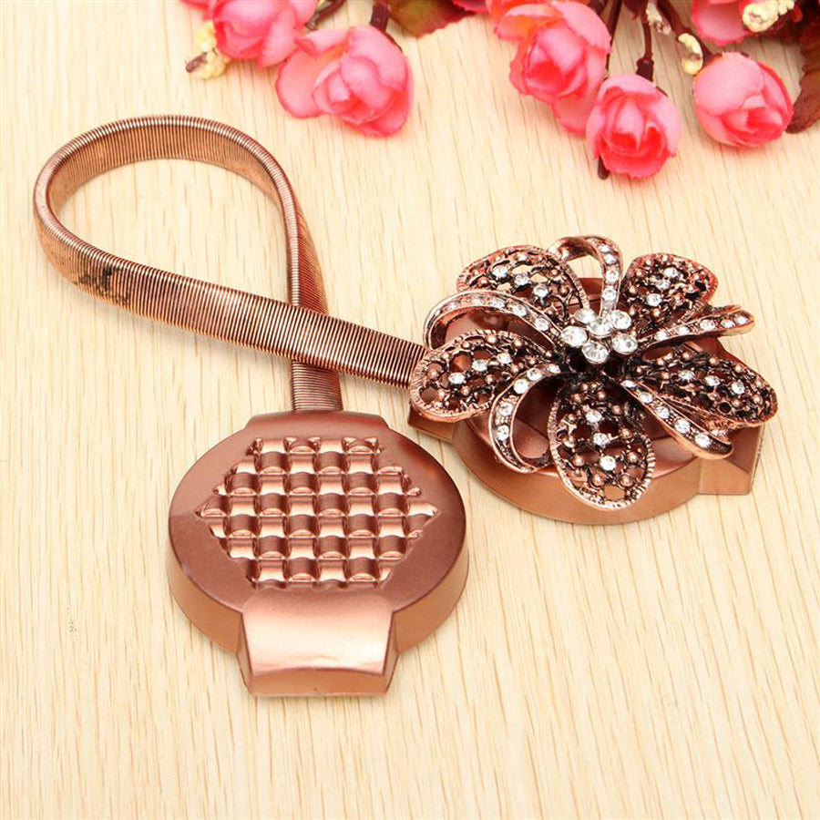 Class Magnetic Curtain Clip